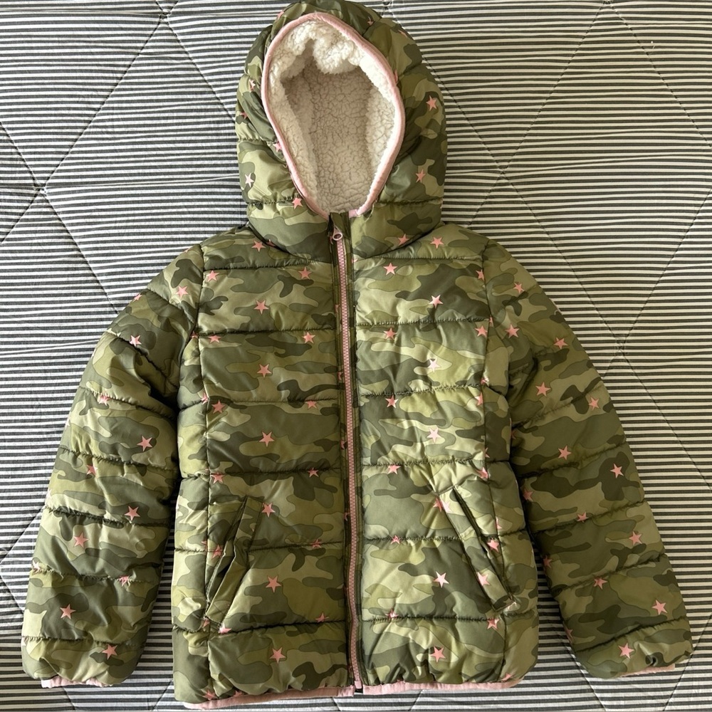 Gap Kids Girls Puffer Jacket Size M Green / Star pattern